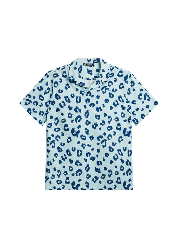 Resort Shirt Print / Savanna Spa Retreat
