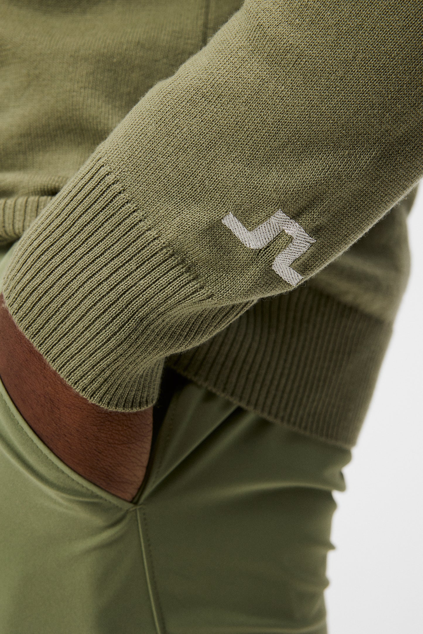 Lymann Knitted Sweater / Oil Green