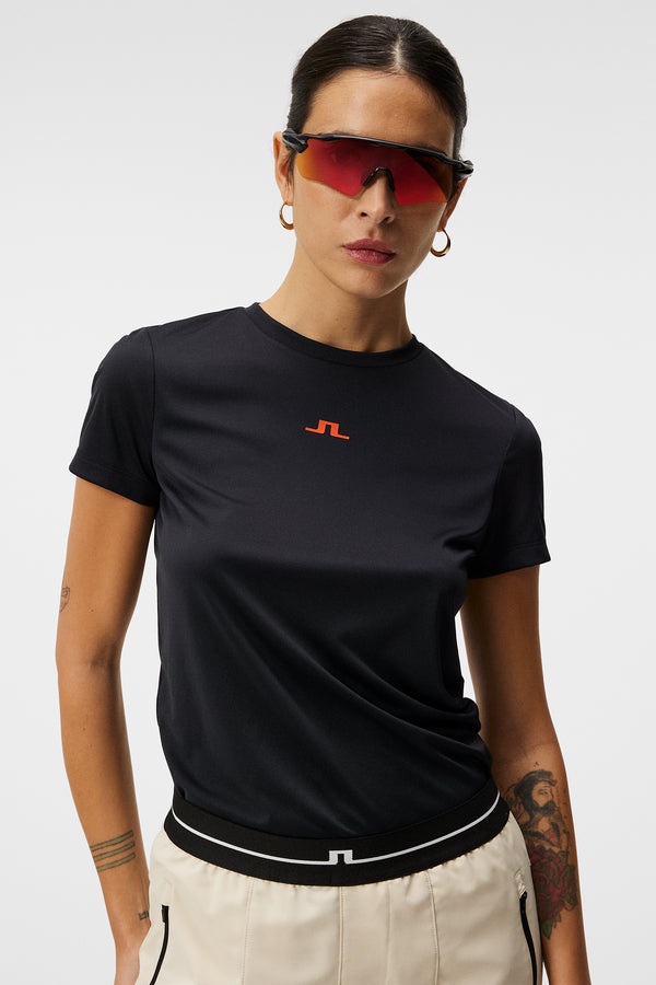 Ada T-shirt / Black