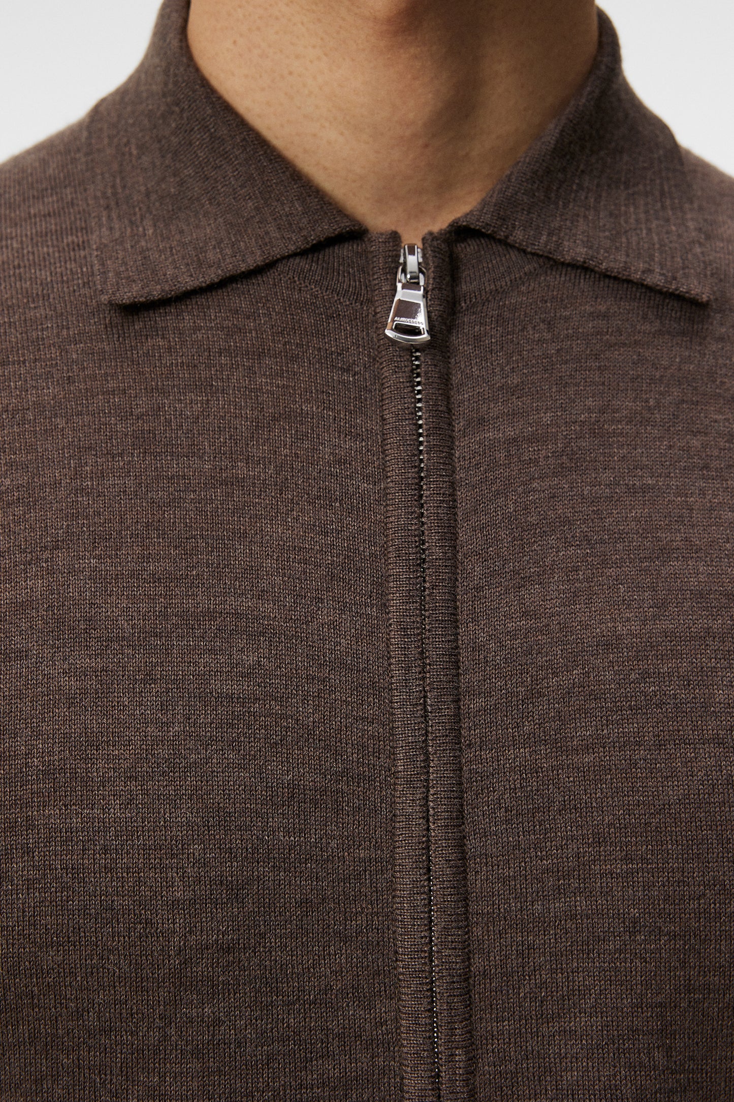 Nyle Light Merino Zip Cardigan / Walnut Melange