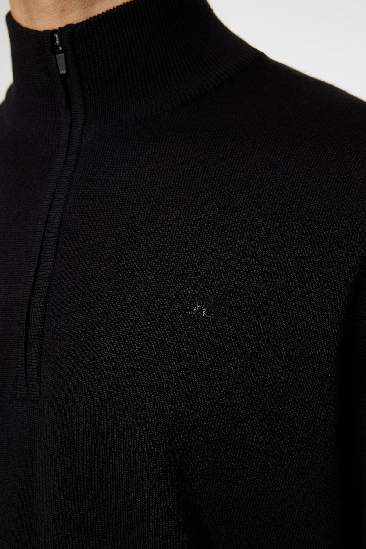 Kiyan Merino Quarter Zip / Black
