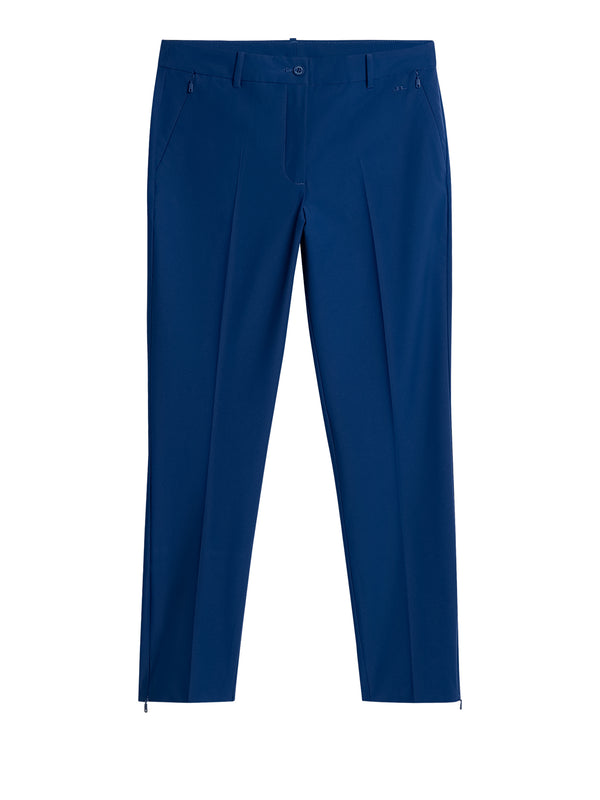 Pia Pant / Estate Blue