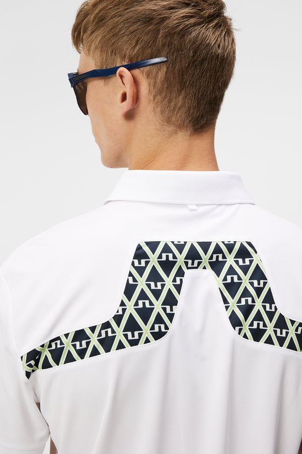 KV Regular Fit Print / White