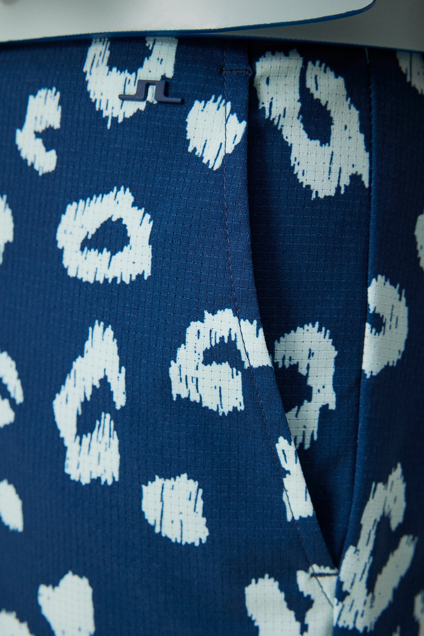 Tim Print Shorts / Savanna Estate Blue | J.Lindeberg Official