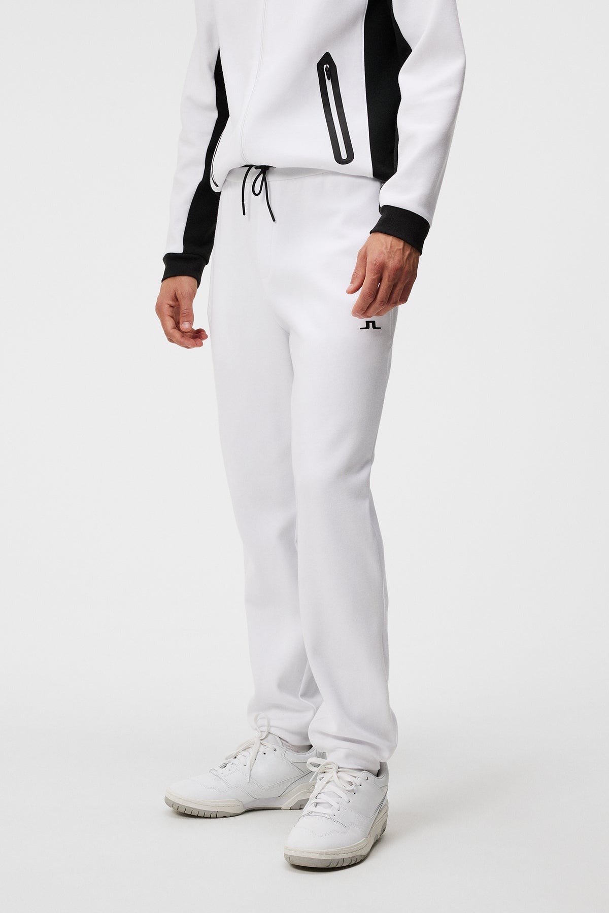 Callum Pant / White