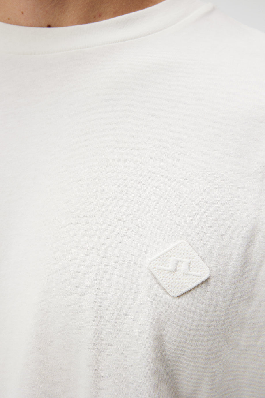 Hale Logo Patch T-Shirt / Cloud White