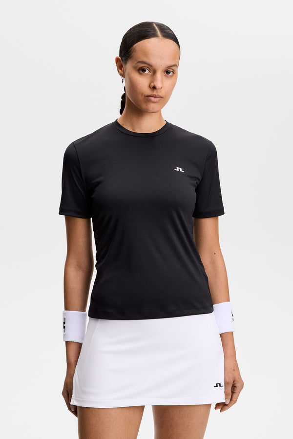 Ada T-shirt / Black