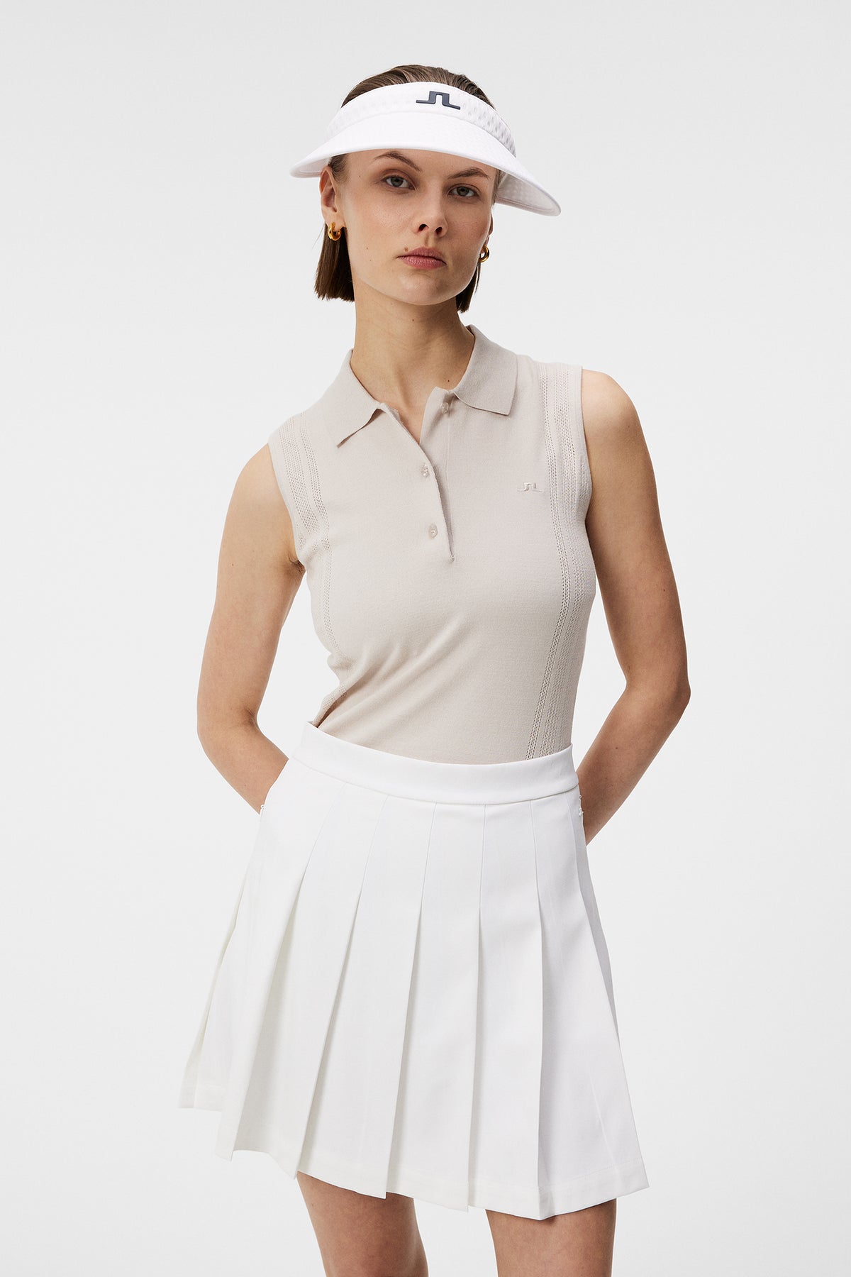 Tanja Sleeveless Knitted Shirt / Moonbeam