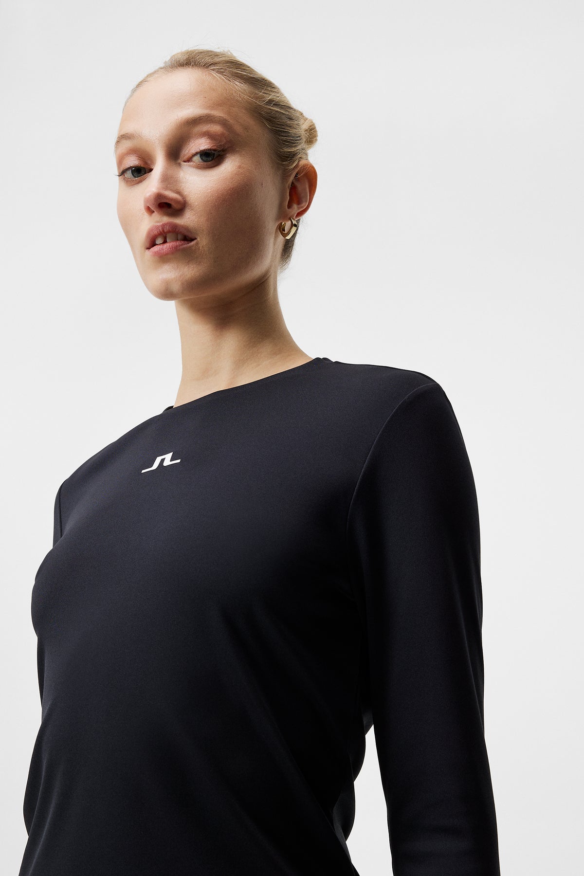 Ada LS T-shirt / Black – J.Lindeberg
