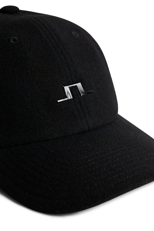 Elijah Wool  Cap / Black