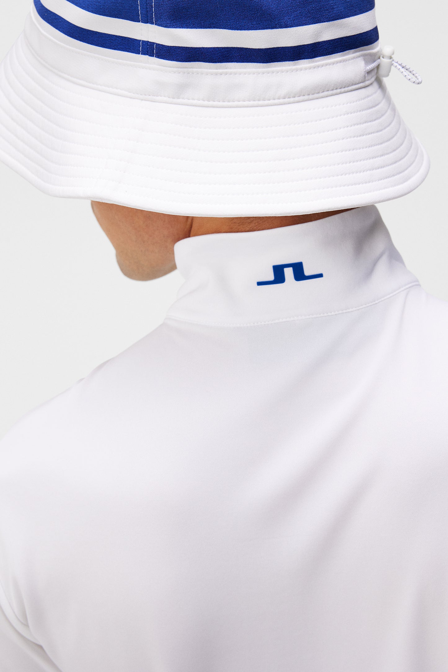 Emanuel Mid Layer / White