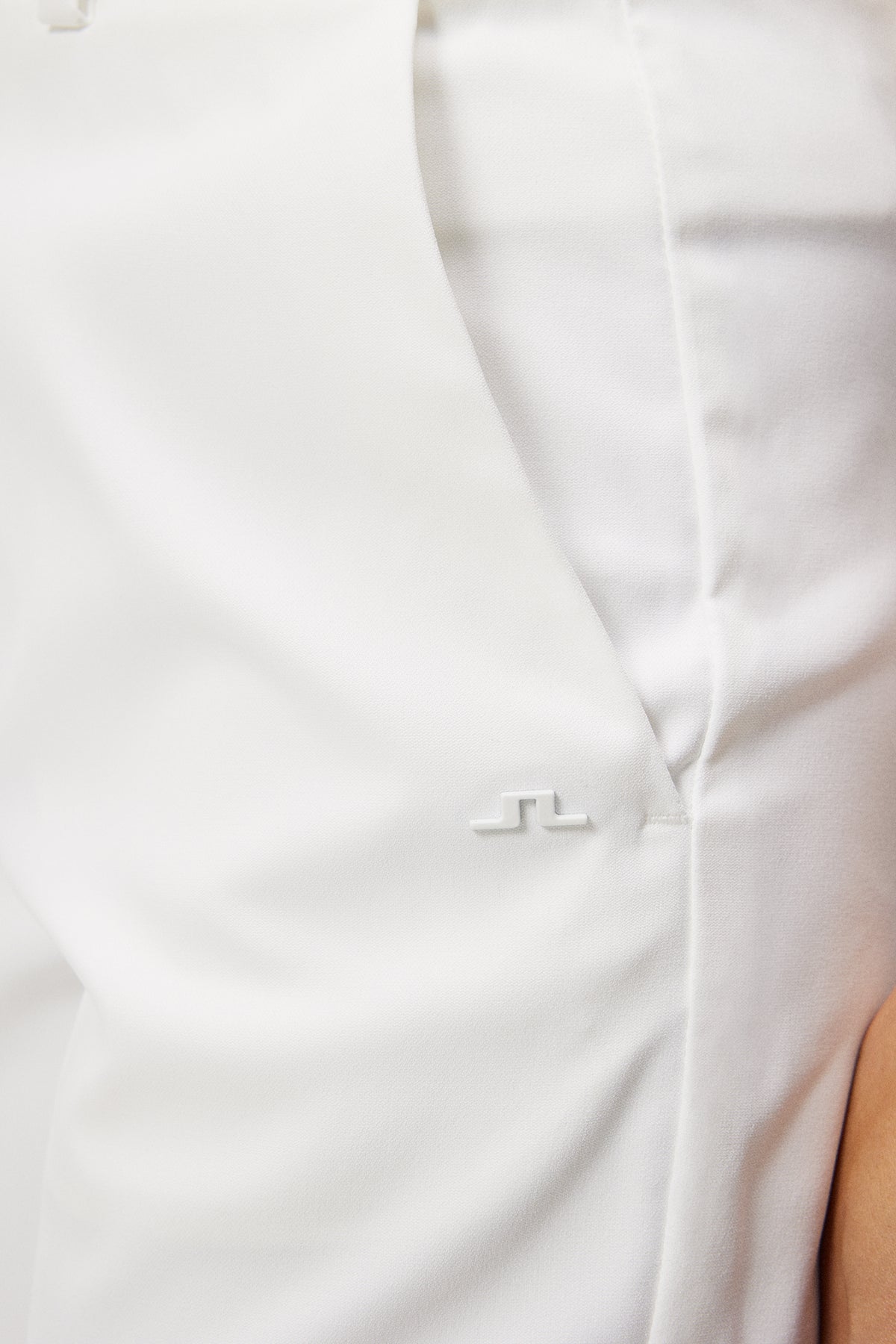 Gwen Long Shorts / White