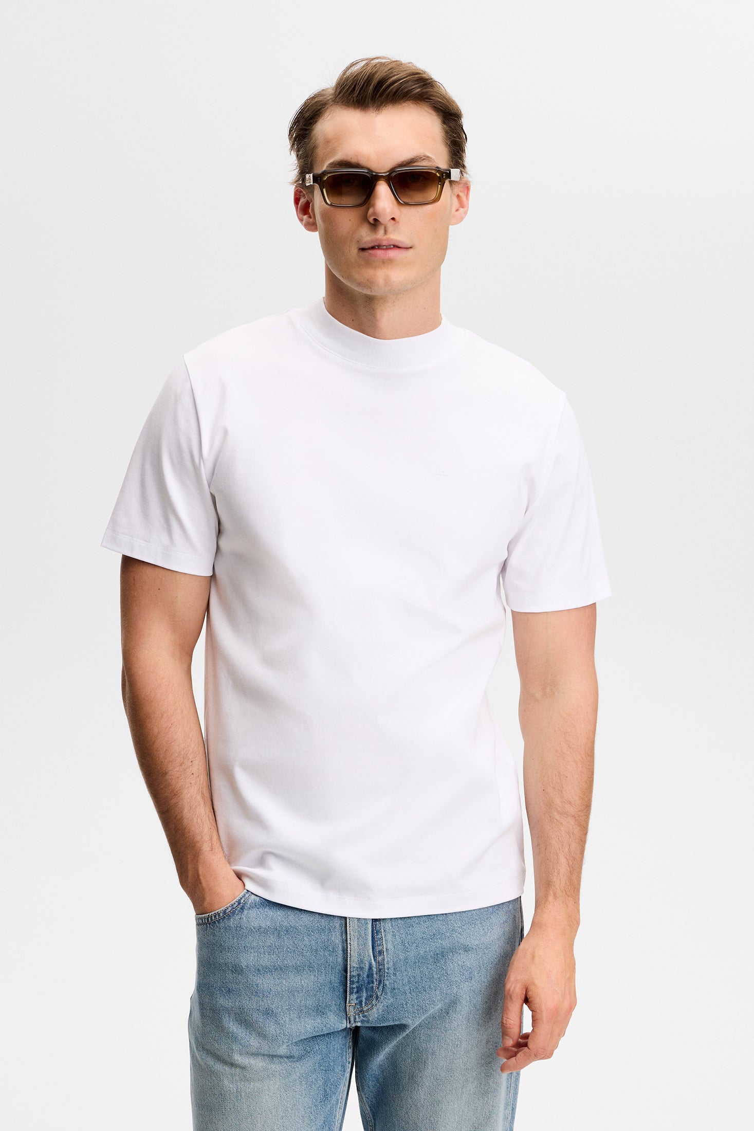 Ace Mock Neck T-Shirt / White | J.Lindeberg Official