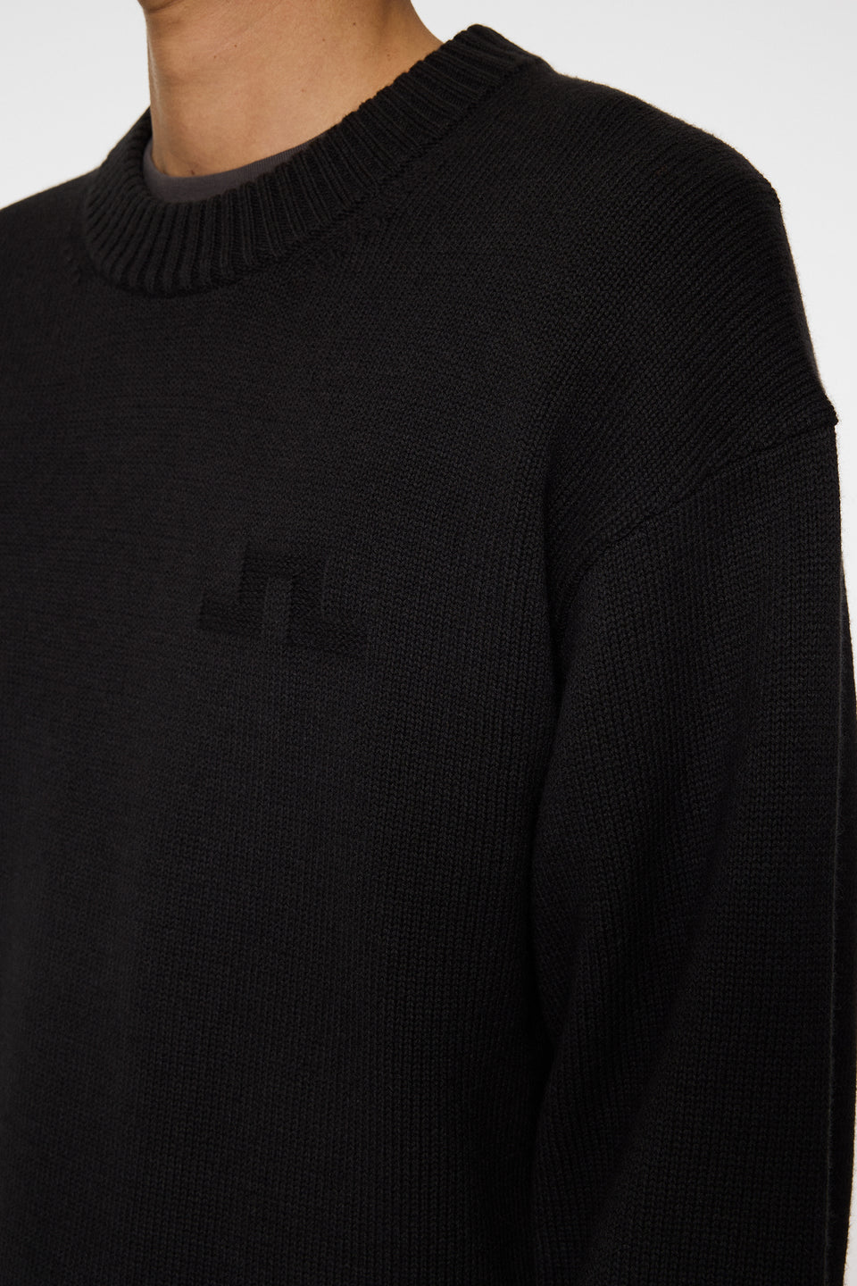 Eddy Cotton Wool Crew Neck / Black