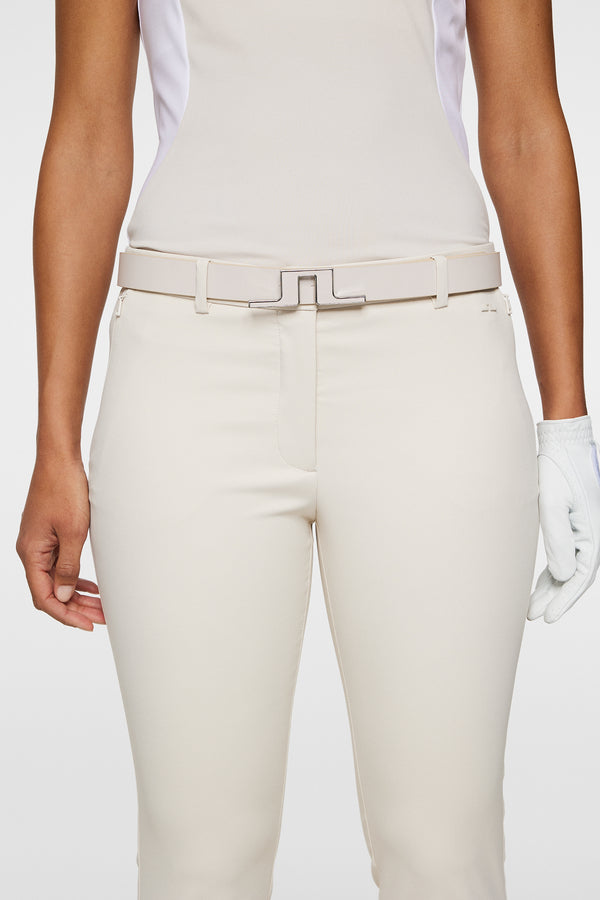 Pia Pant / Moonbeam