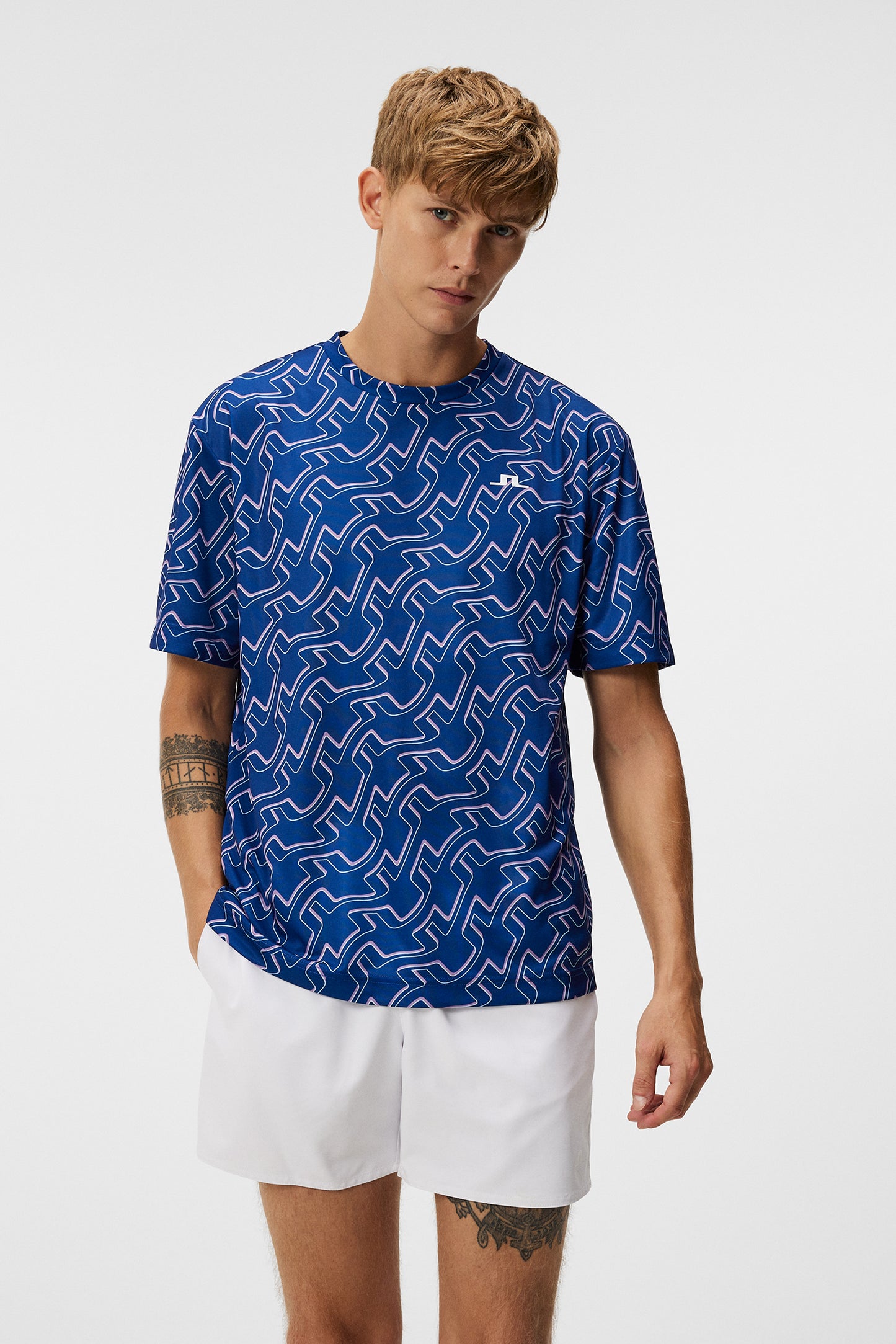 Ade Print T-shirt / Outline Bridge Wave Blue