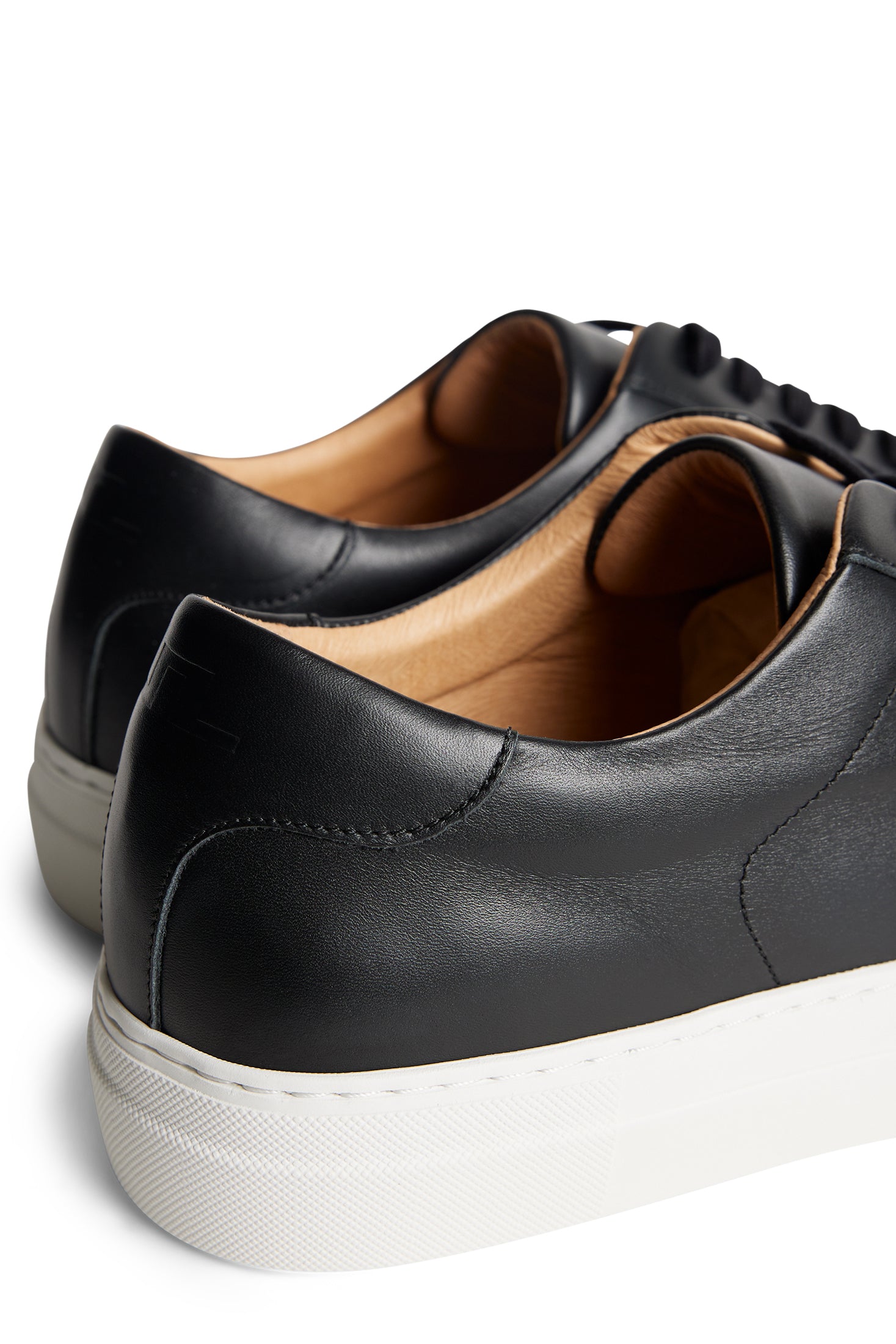 Art Signature Leather Sneaker / Black | J.Lindeberg Official