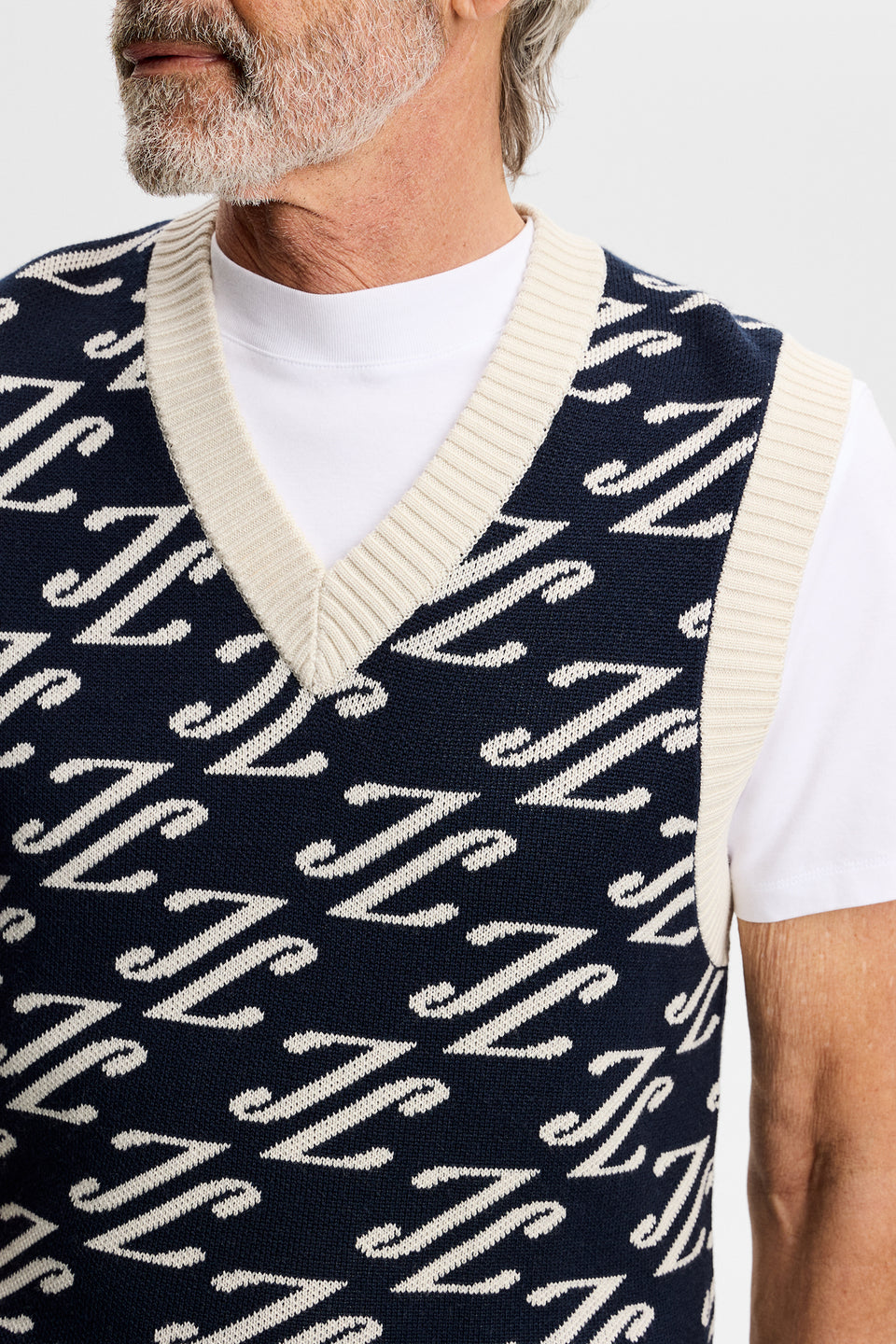 Anton Jacquard Knit Vest / Cardi Jacquard - JL Navy