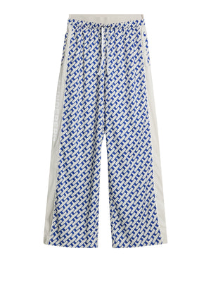 Mira Pant / Tour Geo Moonbeam M