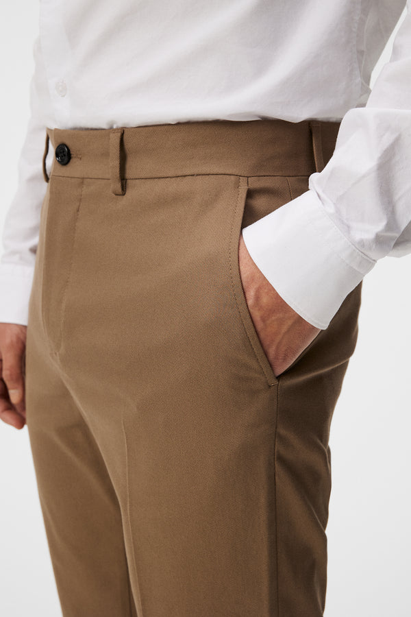 Lois Cotton Twill Pant / Walnut