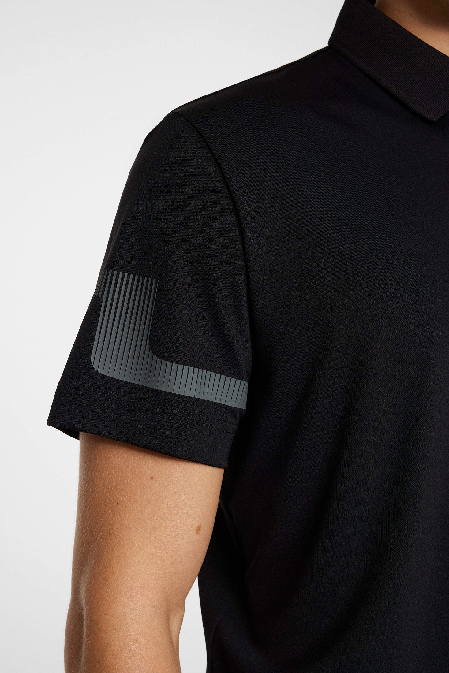 Heath Polo / Black – J.Lindeberg