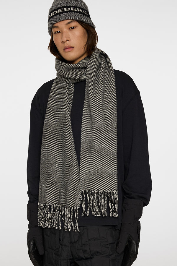 Jared Scarf / Black