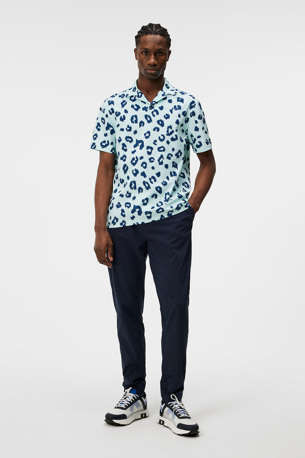 Resort Shirt Print / Savanna Spa Retreat