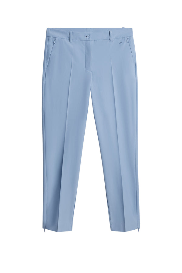 Pia Pant / Rain Washed