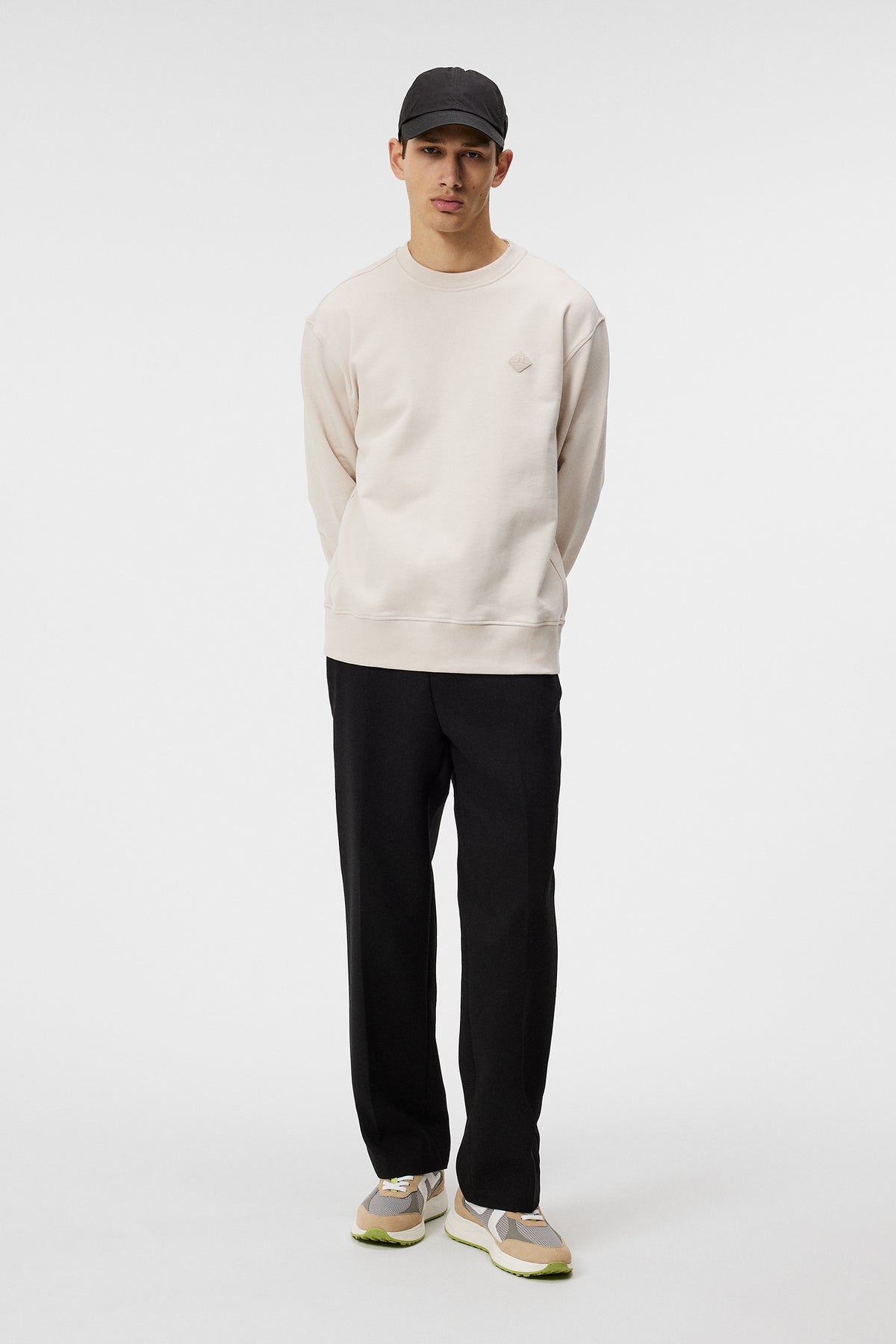 Thorne Crew Neck / Moonbeam