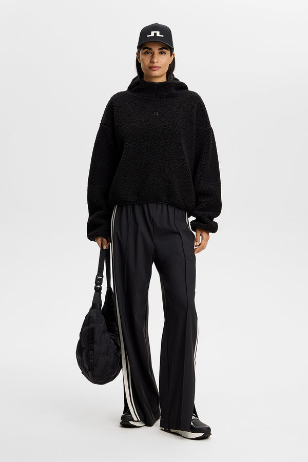 Comona Pile Hood / Black