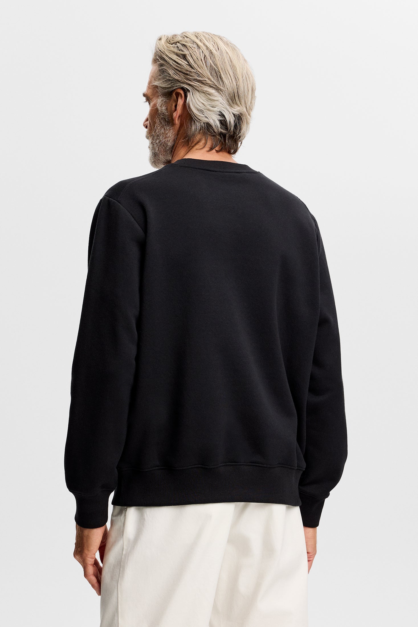 Alpha Crew Neck / Black | J.Lindeberg Official
