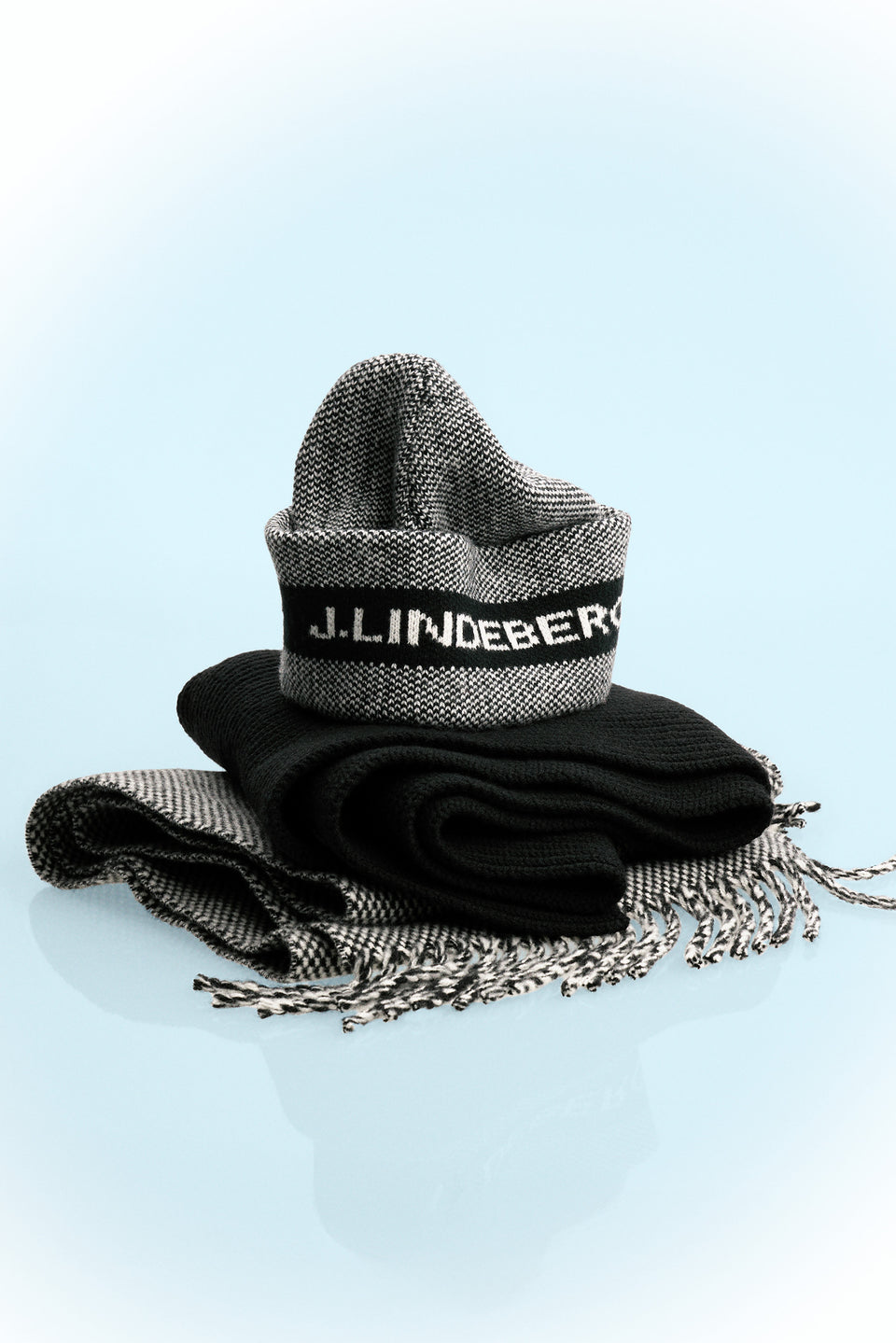 Ernie Beanie / Black