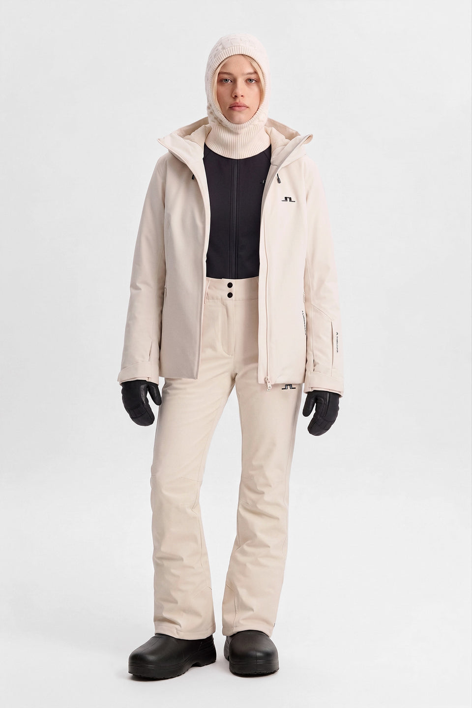 Elara Pant  / Moonbeam