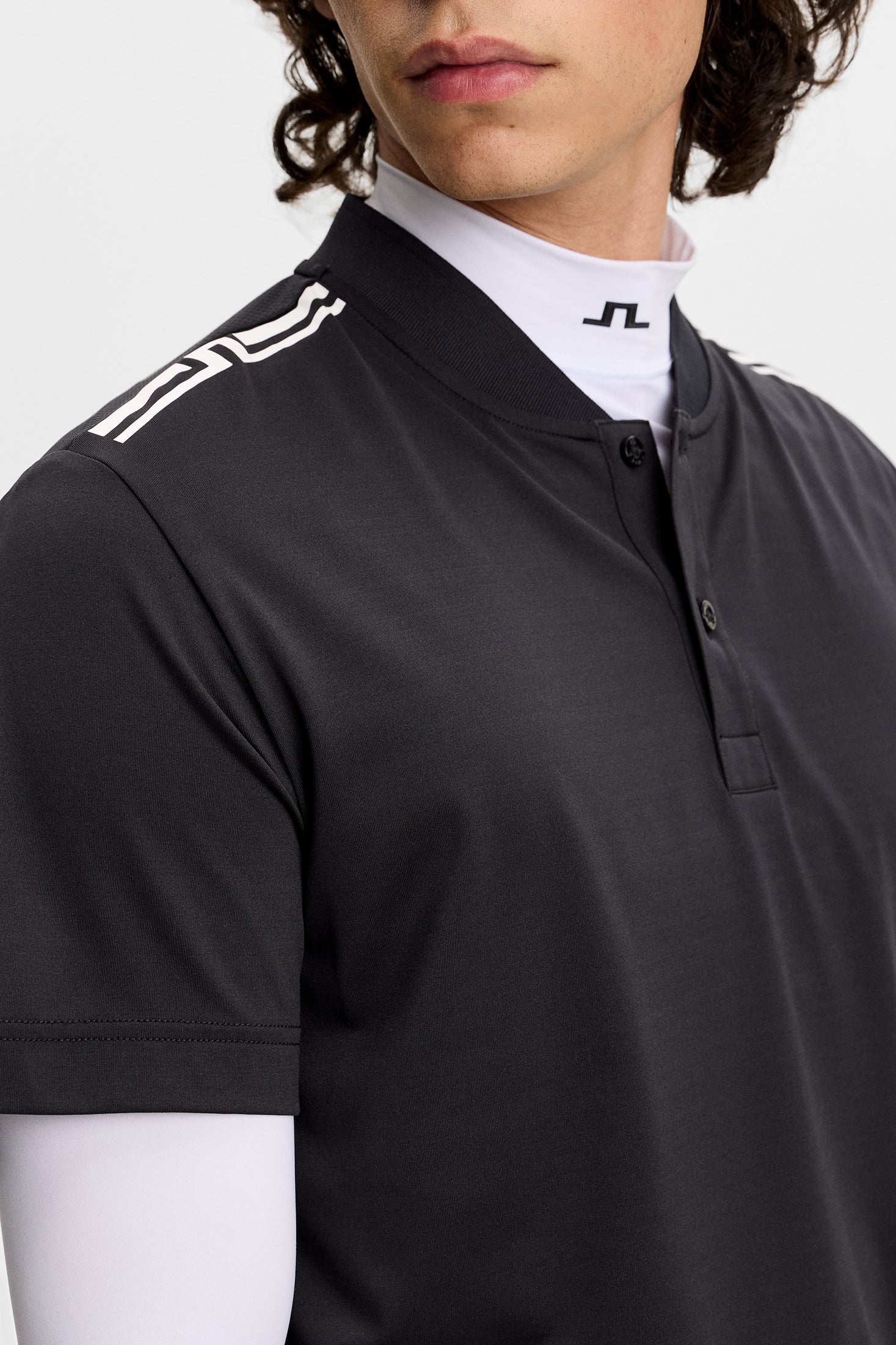 Josh Polo / Black | J.Lindeberg Official