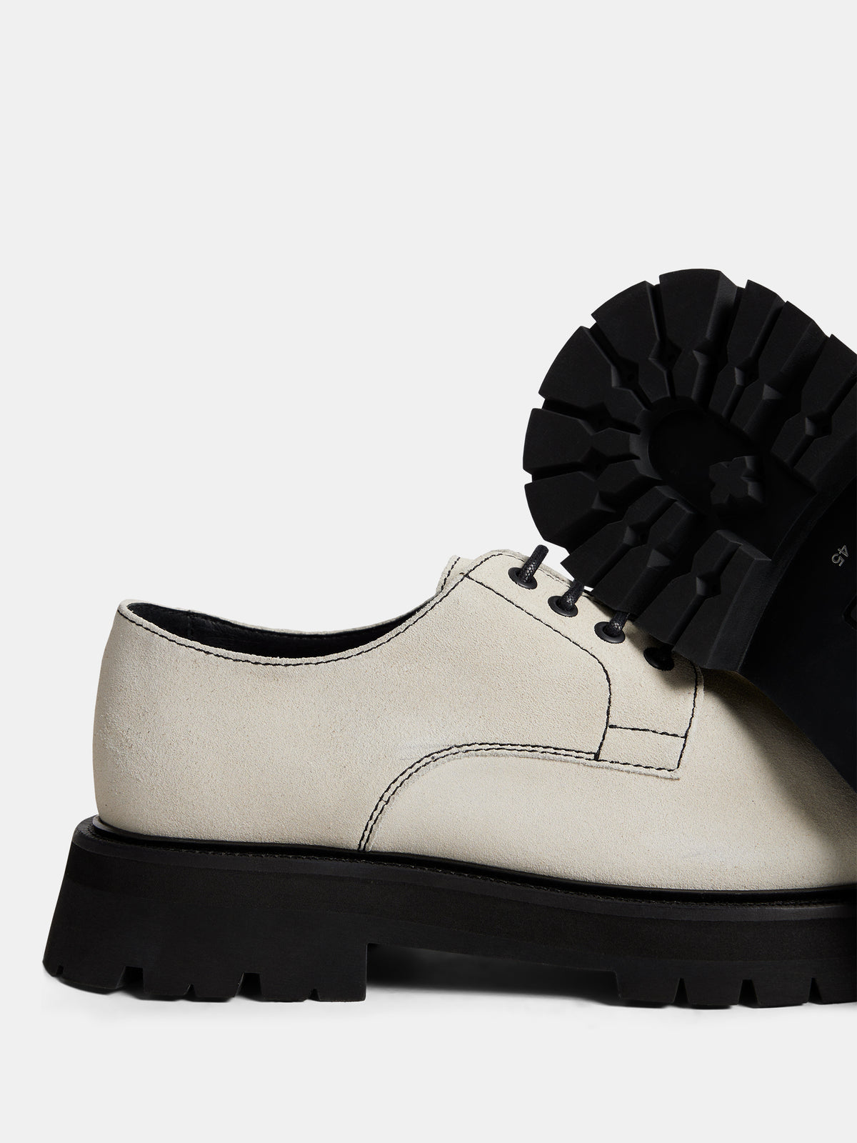 Derby Suede Shoe / Moonbeam