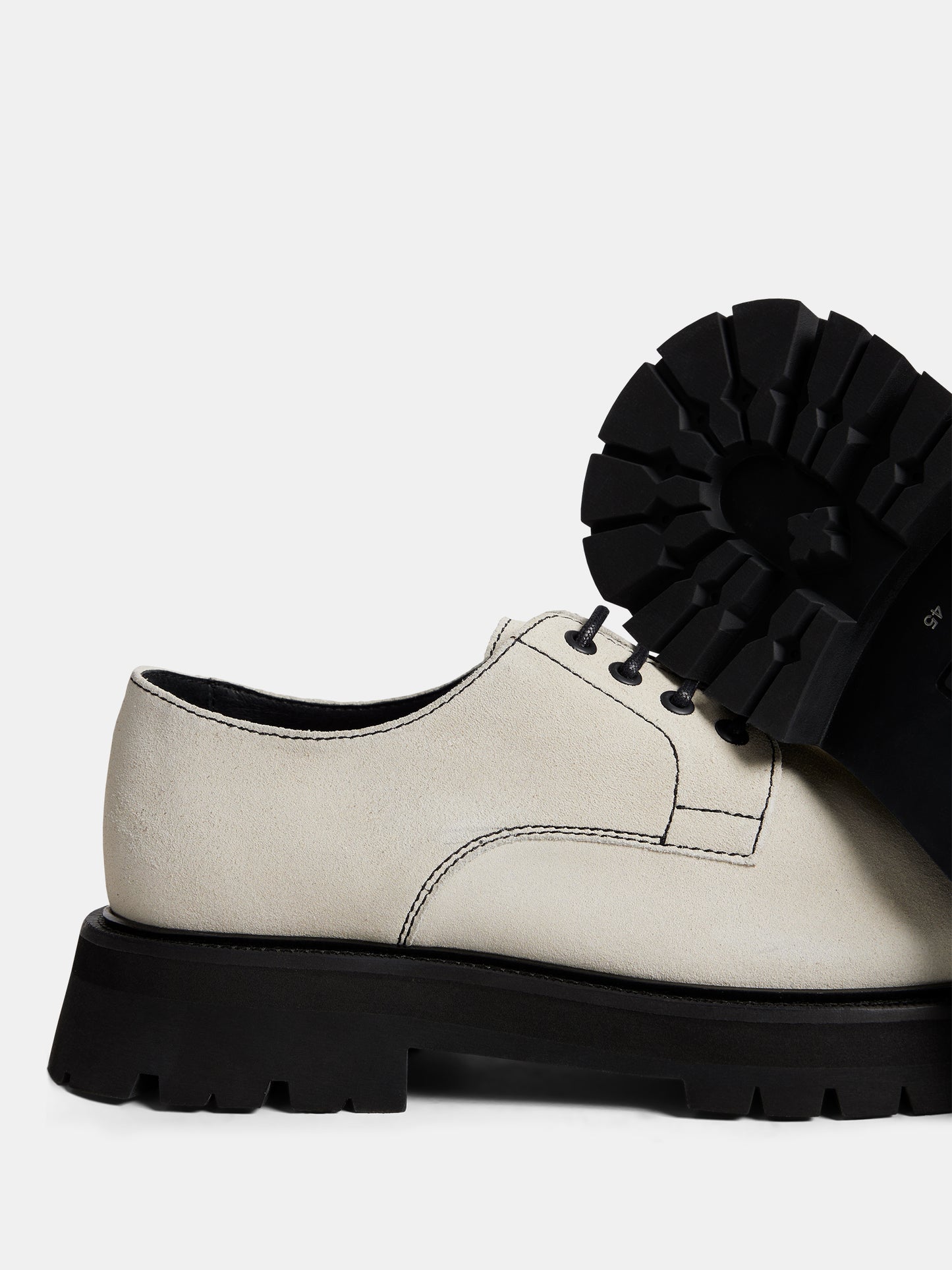 Derby Suede Shoe / Moonbeam