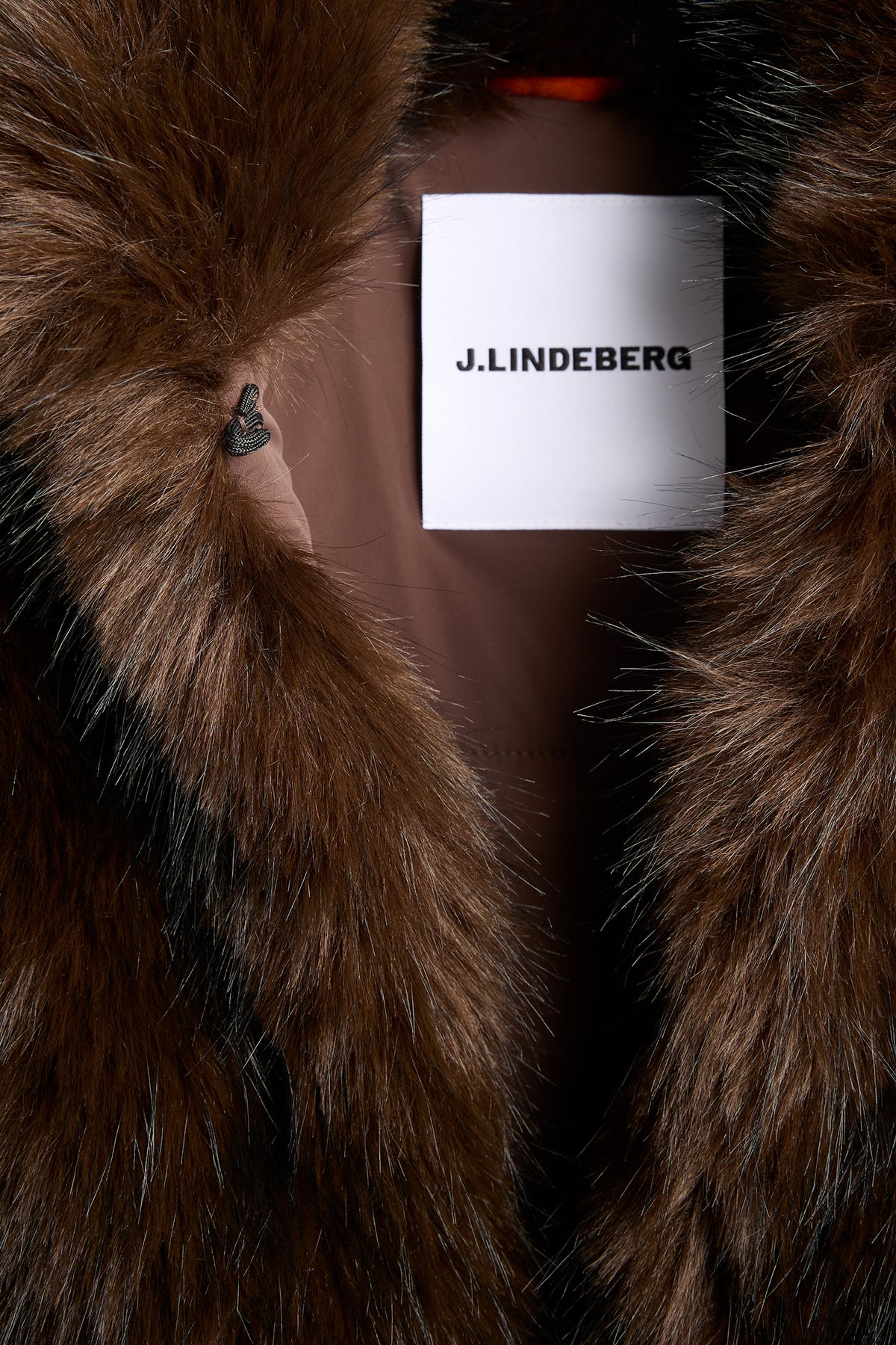 FWOW18511_E299_008.jpg