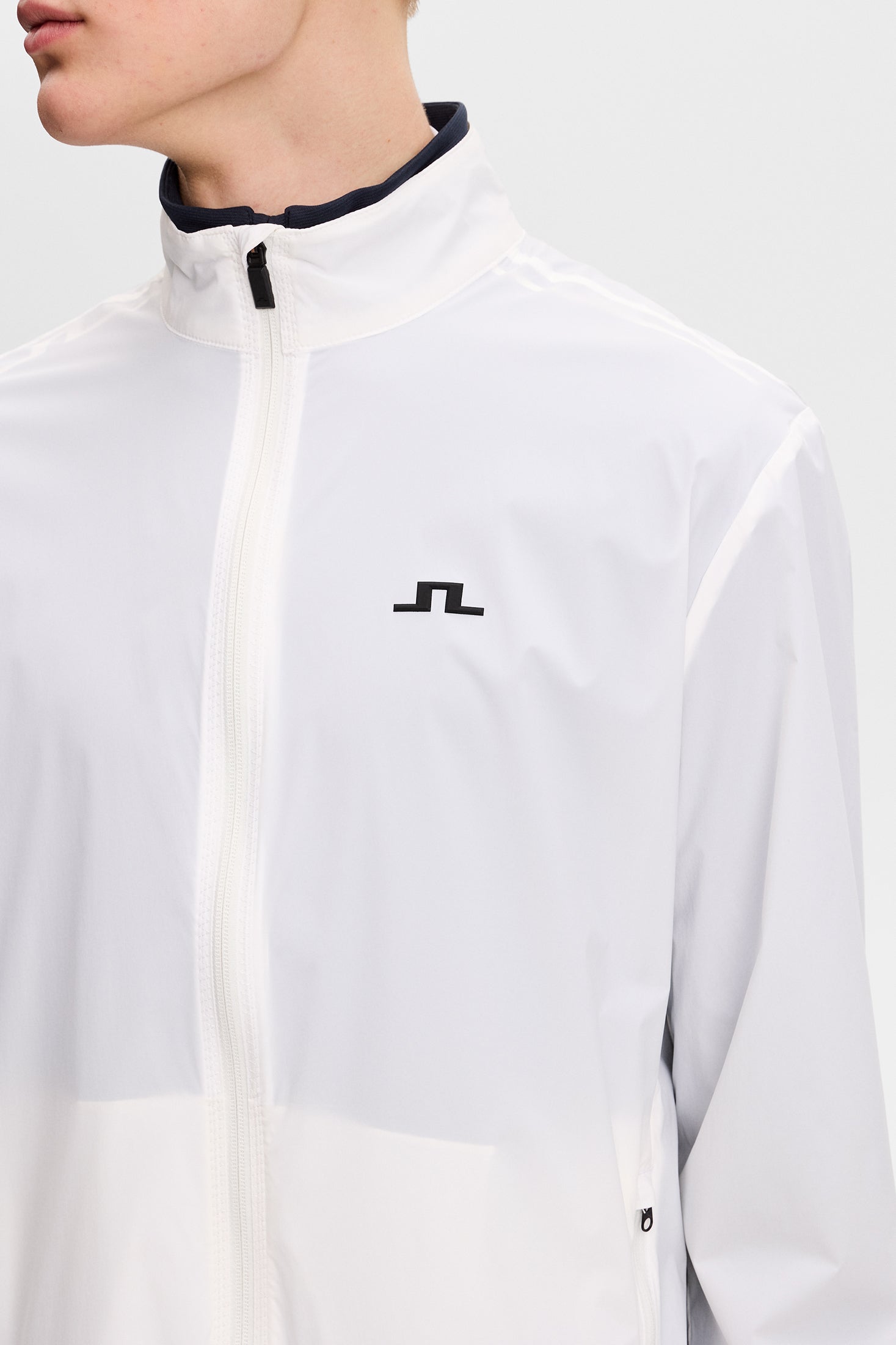 Ash Light Packable Jacket / White | J.Lindeberg Official