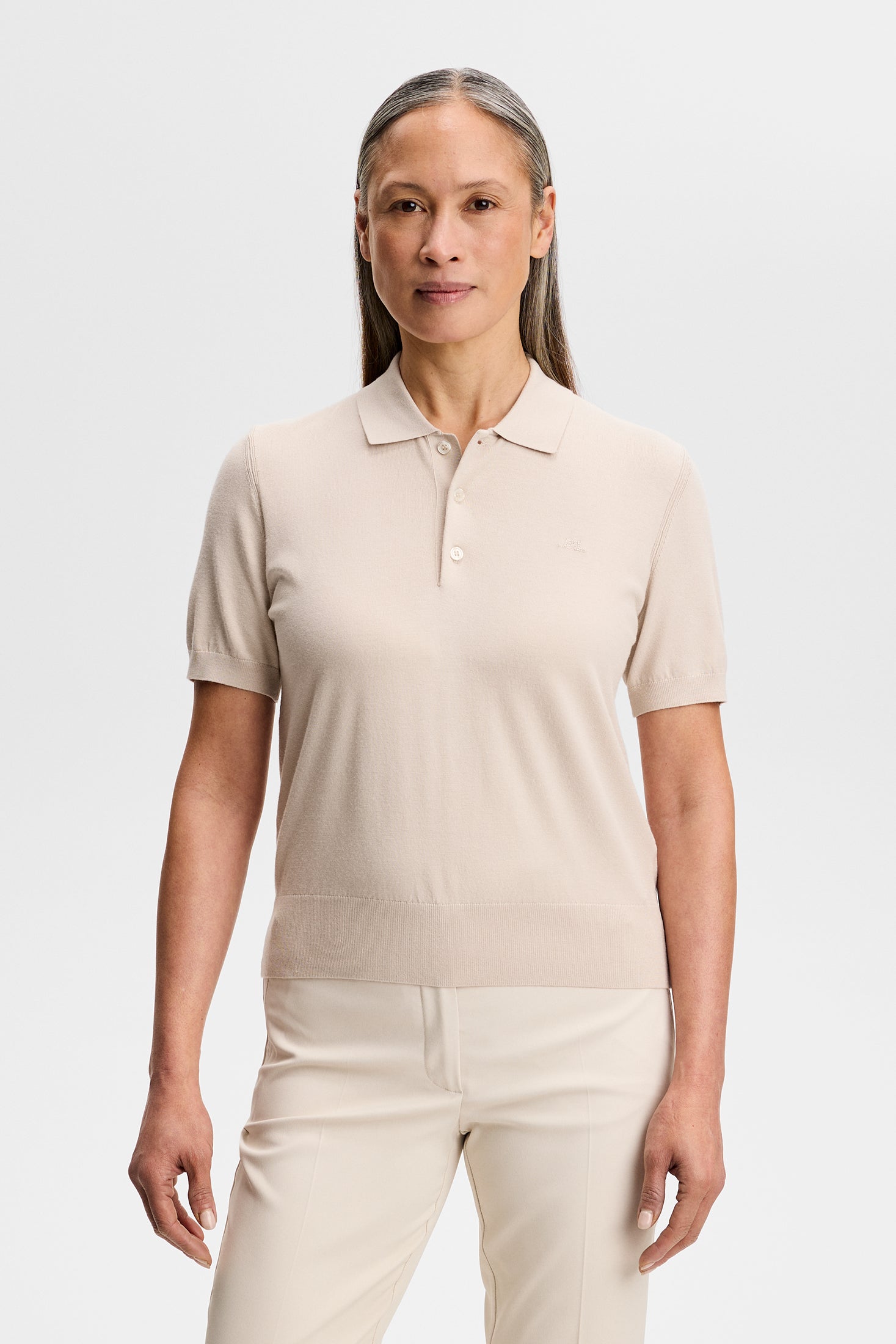 Comfortable Knitwear for Women's Golf - J.Lindeberg