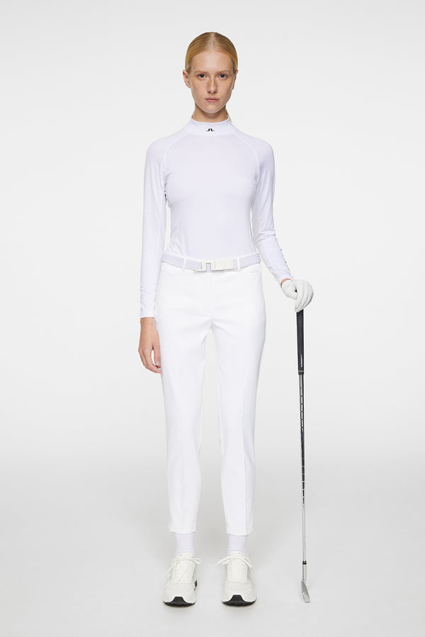 Pia Pant / White