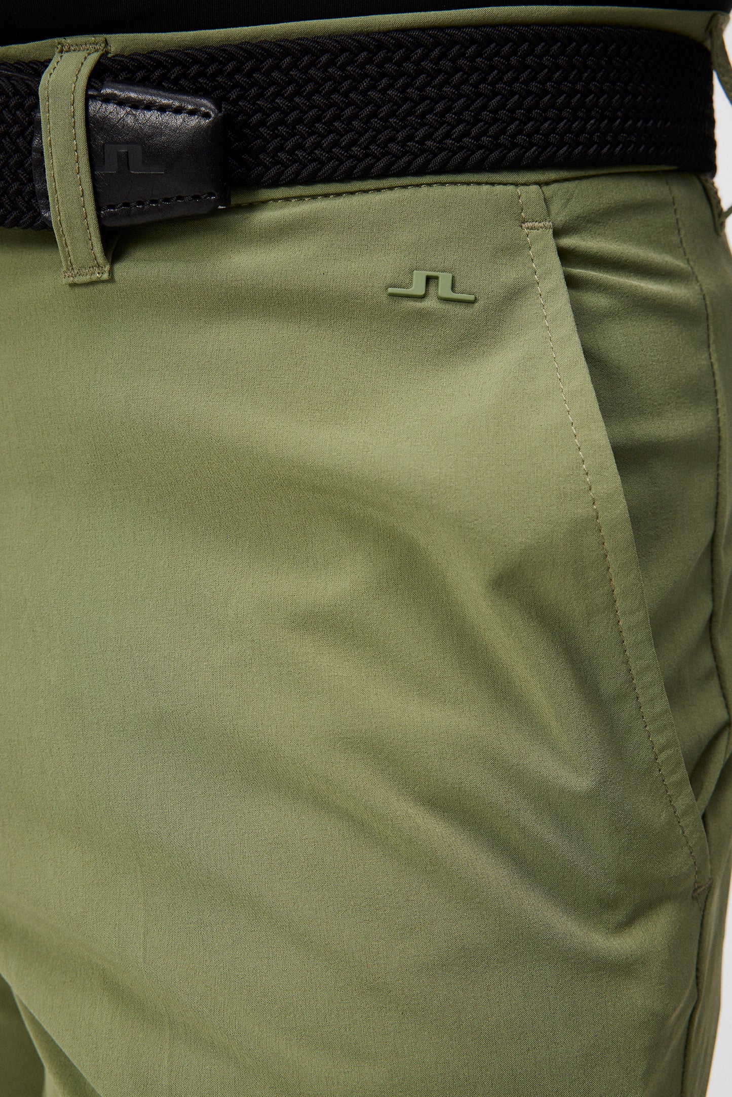 Neil Pant / Oil Green