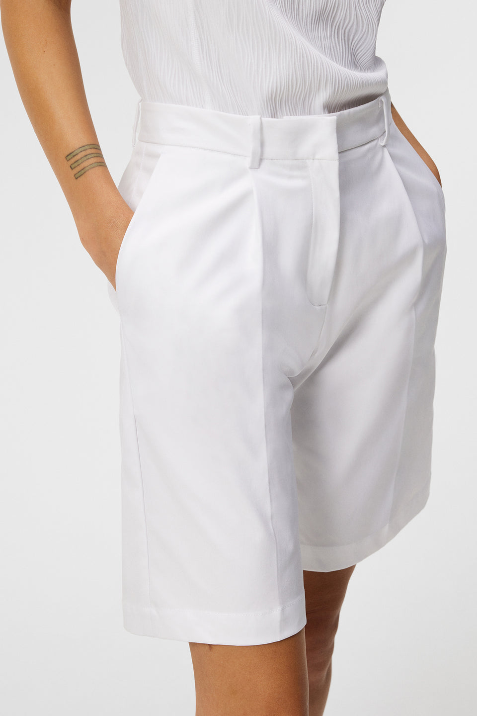 Megh Shorts / White