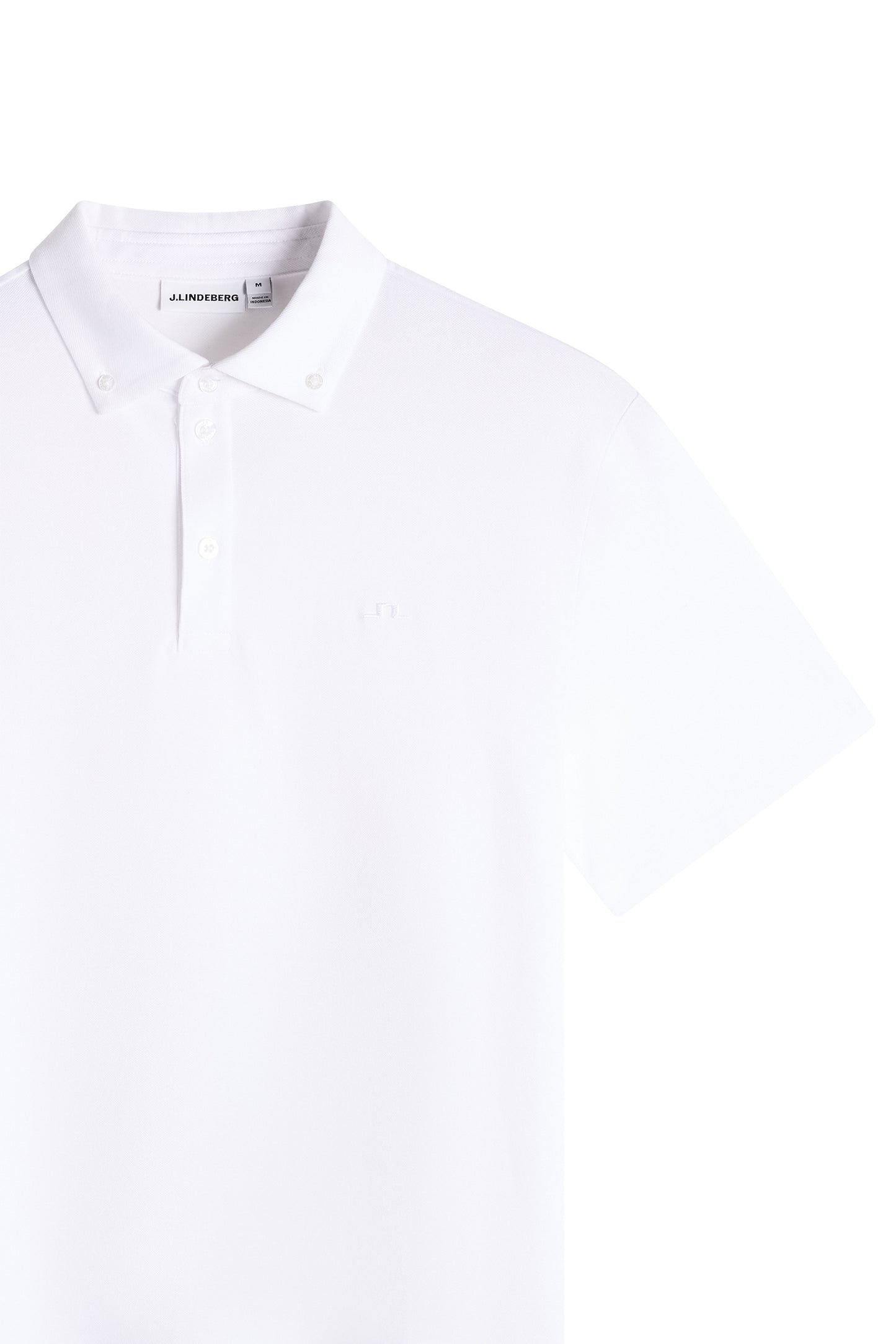 Close-up: Verse Button Down Polo in wit met button-downkraag, knoopsluiting en Bridge-logo op de borst.