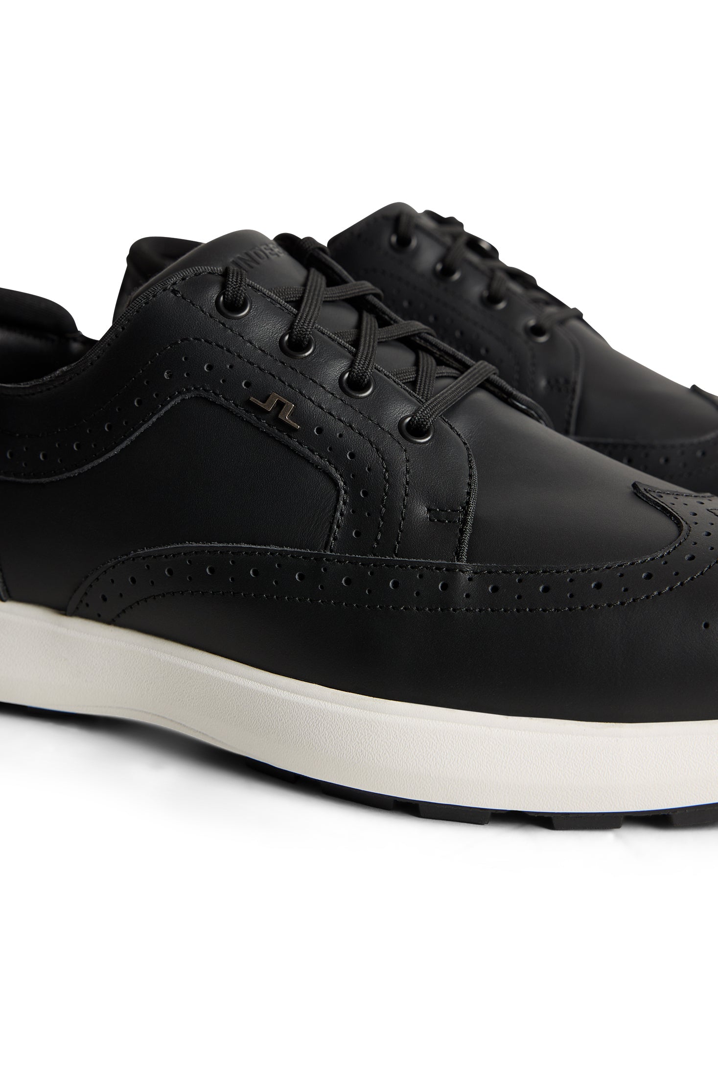 Fairway Brogue Golf Sneaker / Black – J.Lindeberg