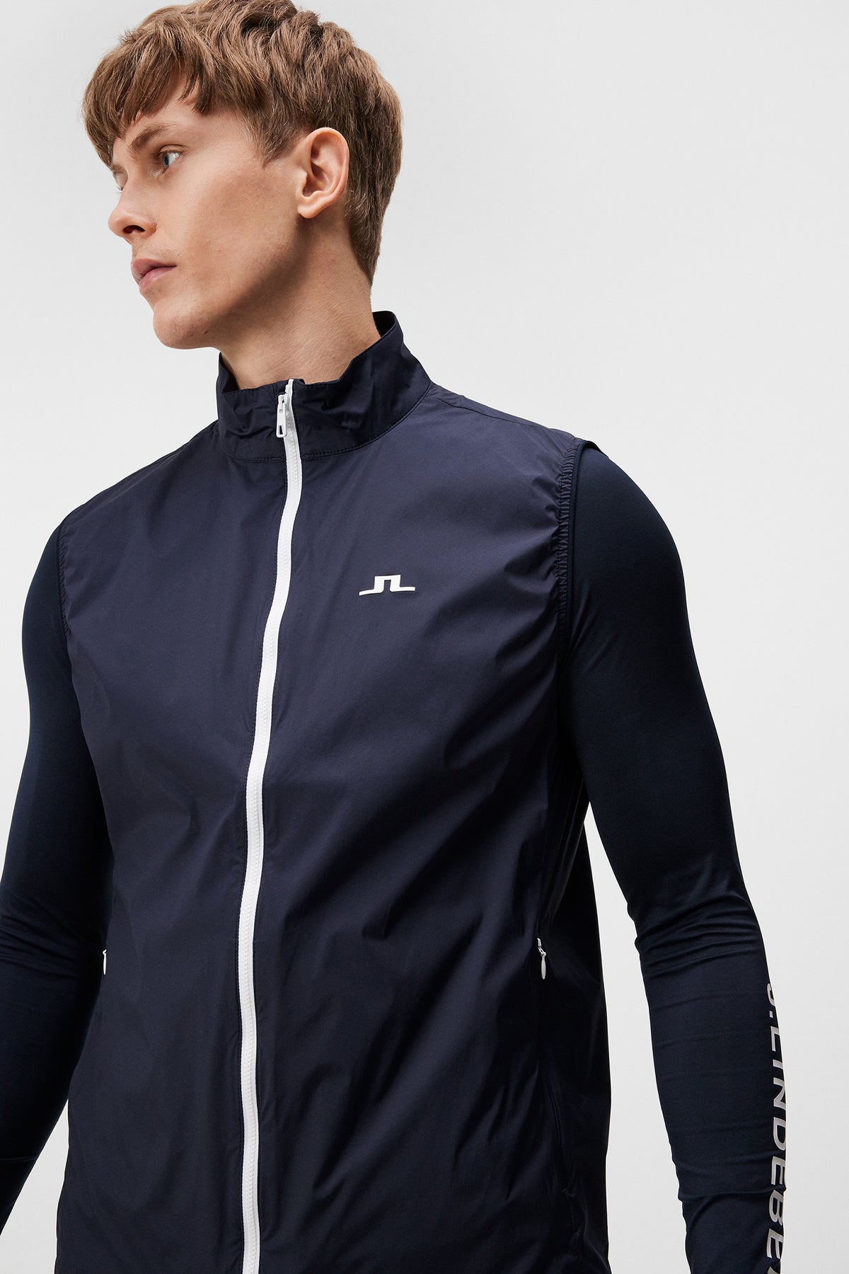 J.Lindeberg Ash Light Jacke für Herren in Navy blau, 135,00 J.Lindeberg Ash Light Jacke für Herren in Navy blau, 135,00