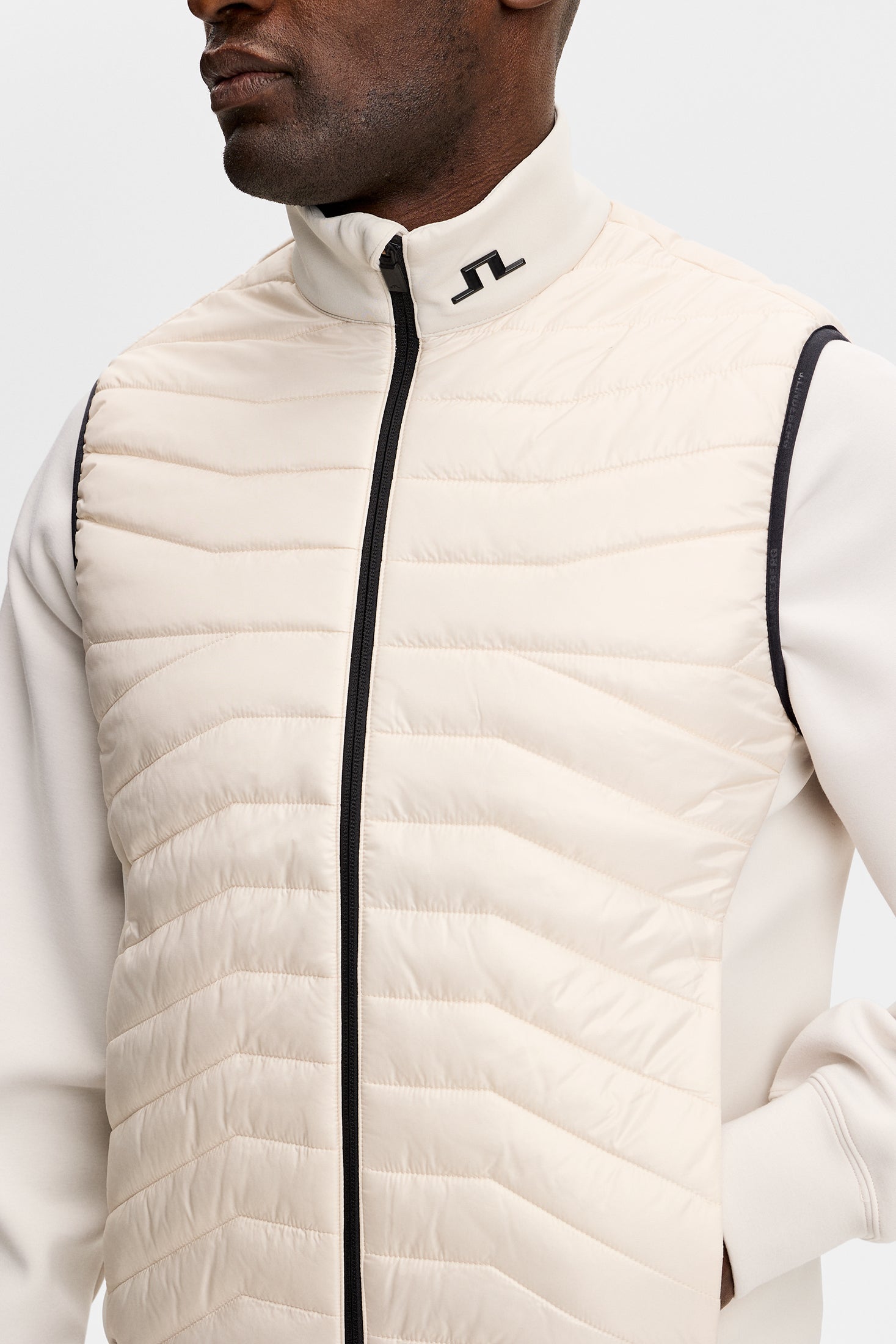 美品Jリンドバーグ♡中わたベストM Vests | J.Lindeberg Official