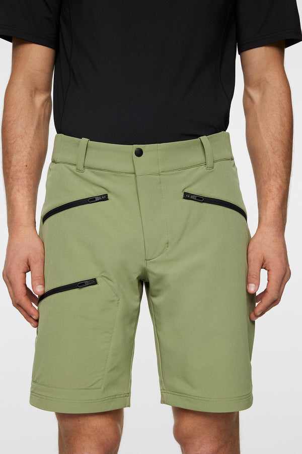Adrian Softshell Shorts / Oil Green