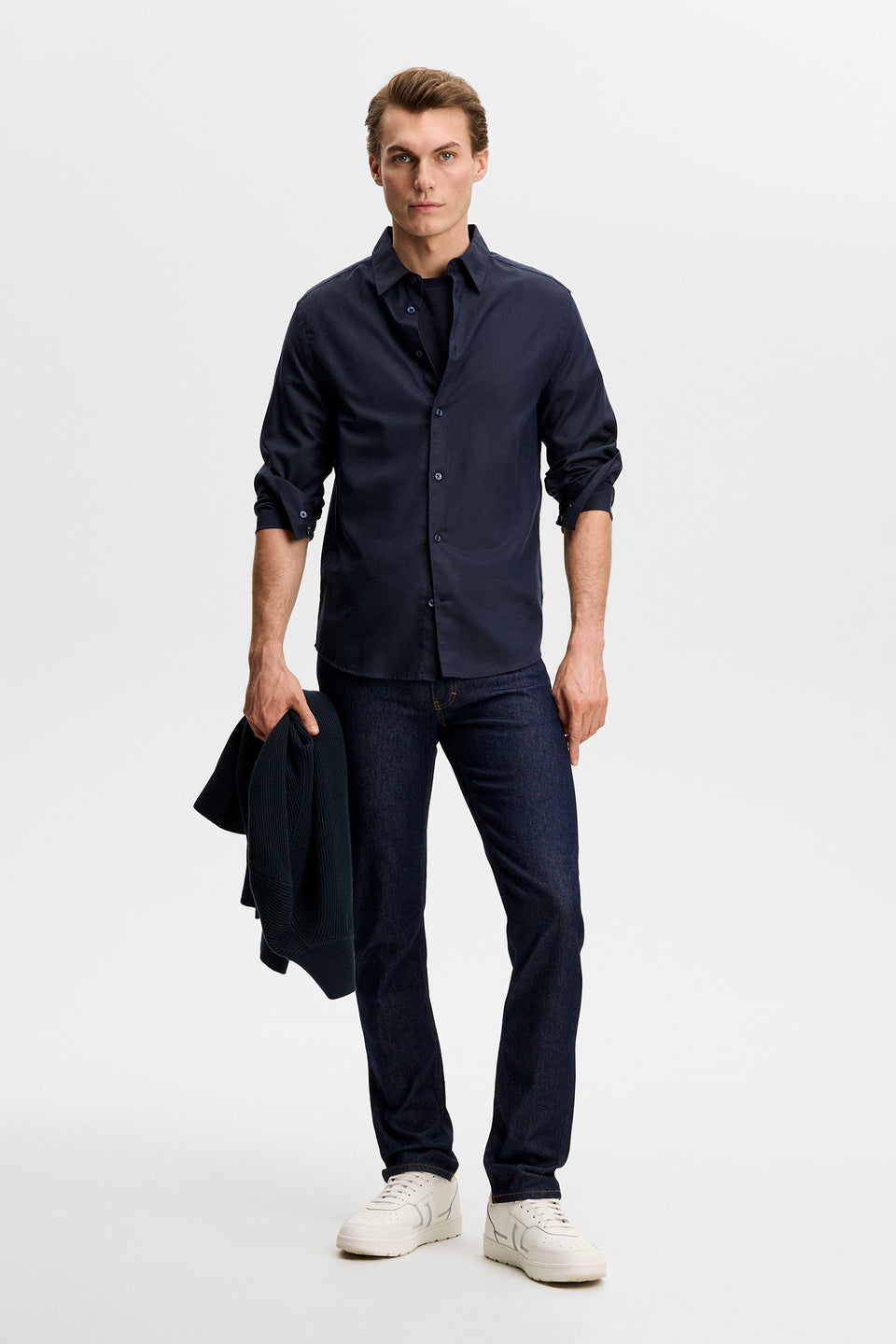 Jax Rinsed Slim Jeans / Dark Blue