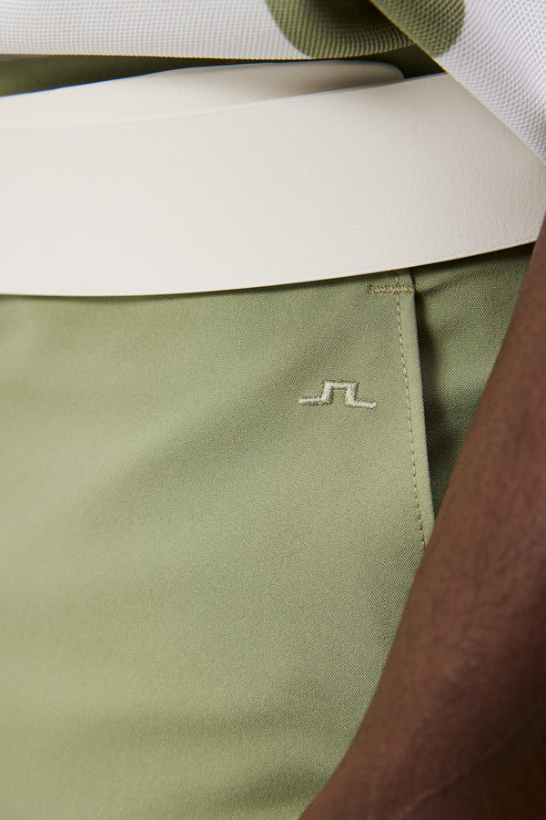 Somle Shorts / Oil Green
