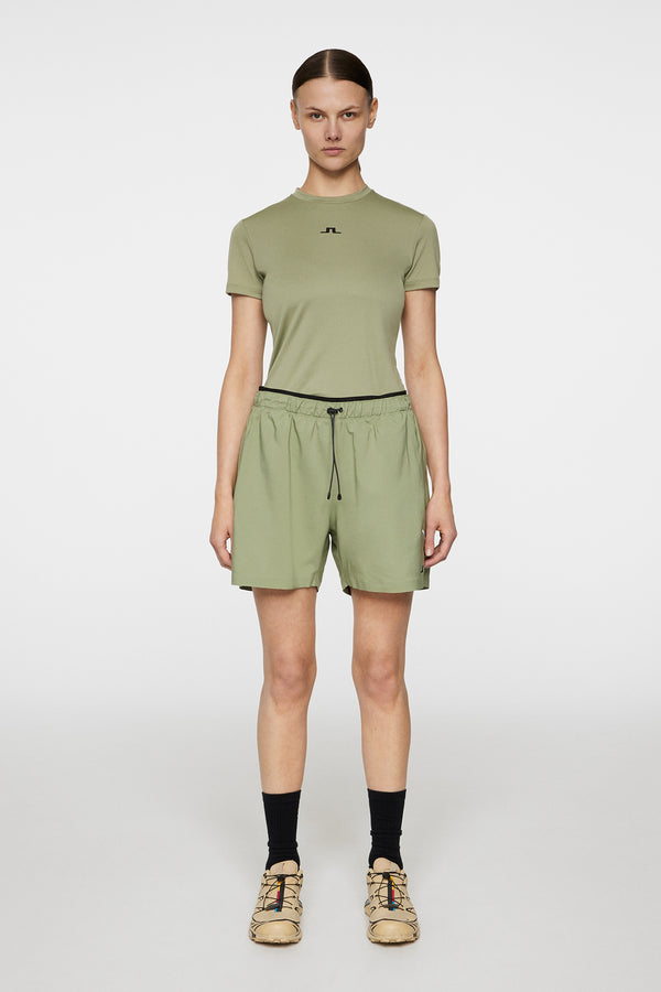 Ada T-shirt / Oil Green